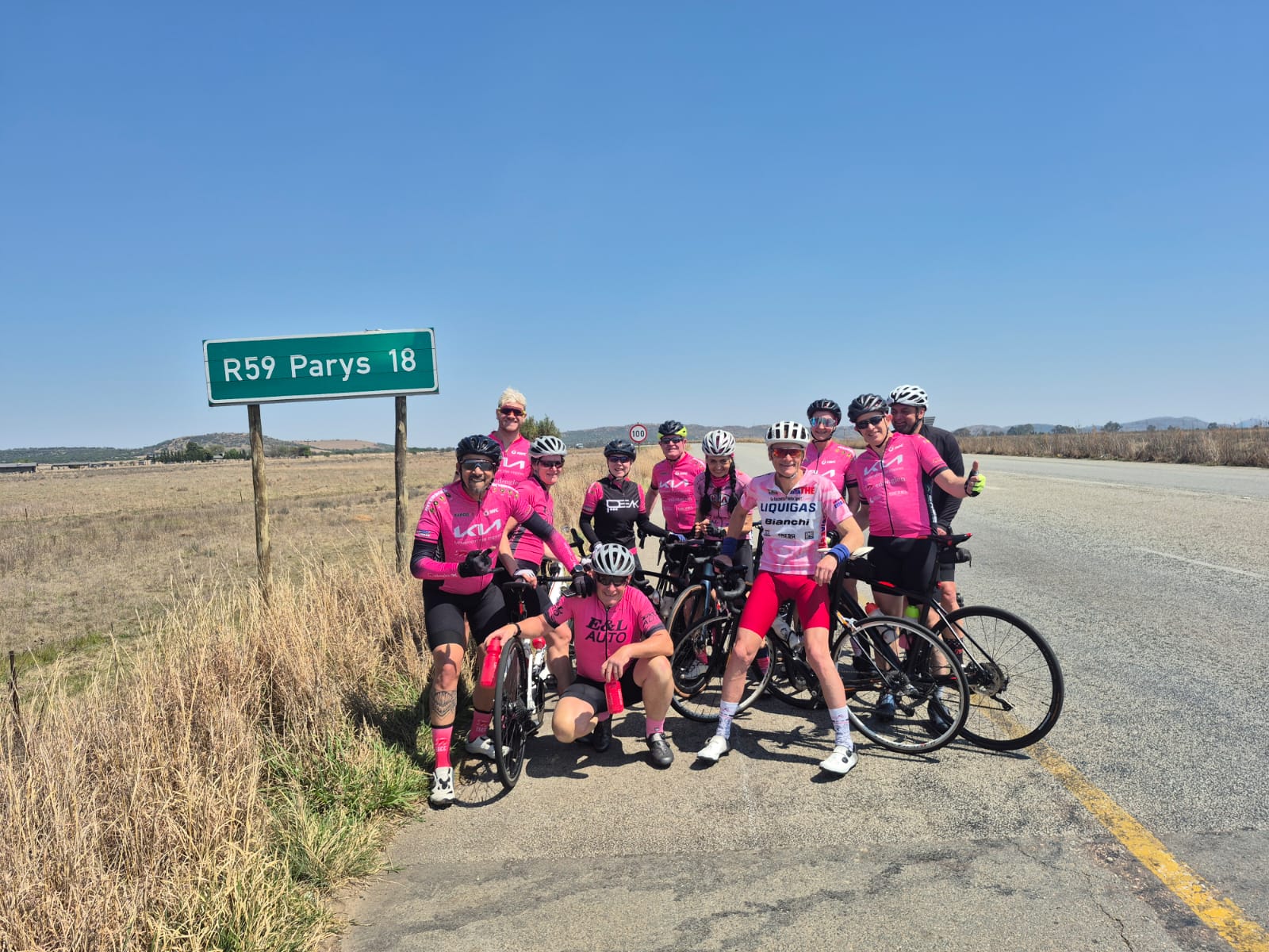 Taking a break during the Parys 2026 outride